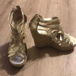 BCBG gold wedges